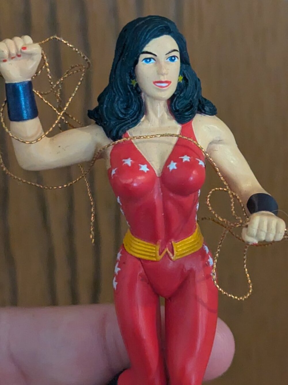 DC Direct  "New Teen Titans" 2000 Wonder Girl Action Figure Collectible Toy 4.5"